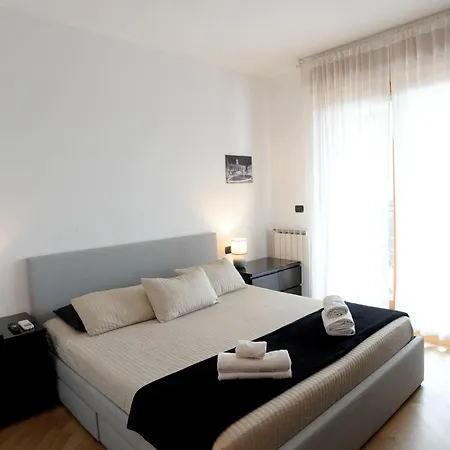 Appartement 4bnb - Flaminia Prestigious Flat - Swimming Pool *